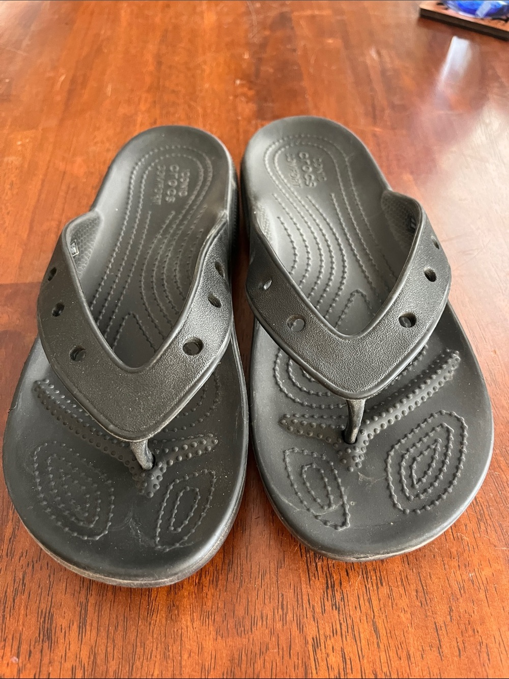 CROCS Black Women's Flip Flop Sandals - Thong Style